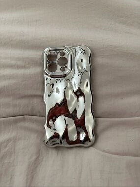 Amazon Silver Metallic Wave Phone Case with Red Accents